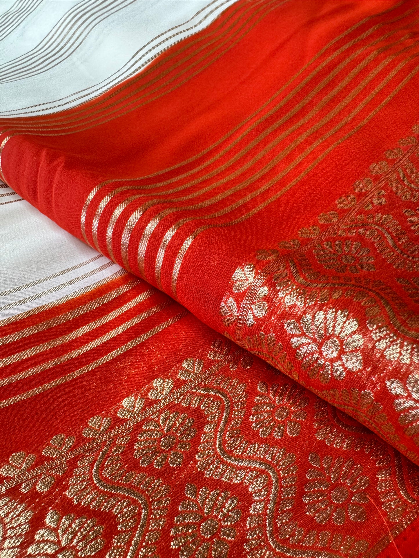 White and Orange Semi Mysore Crepe Silk Saree Rich Pallu