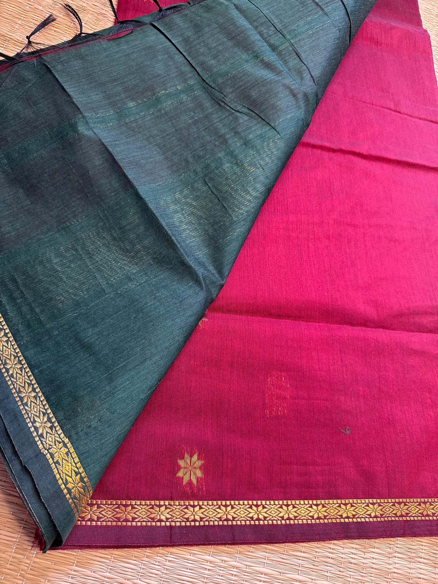 Maroon-Green Maheshwari Cotton Saree