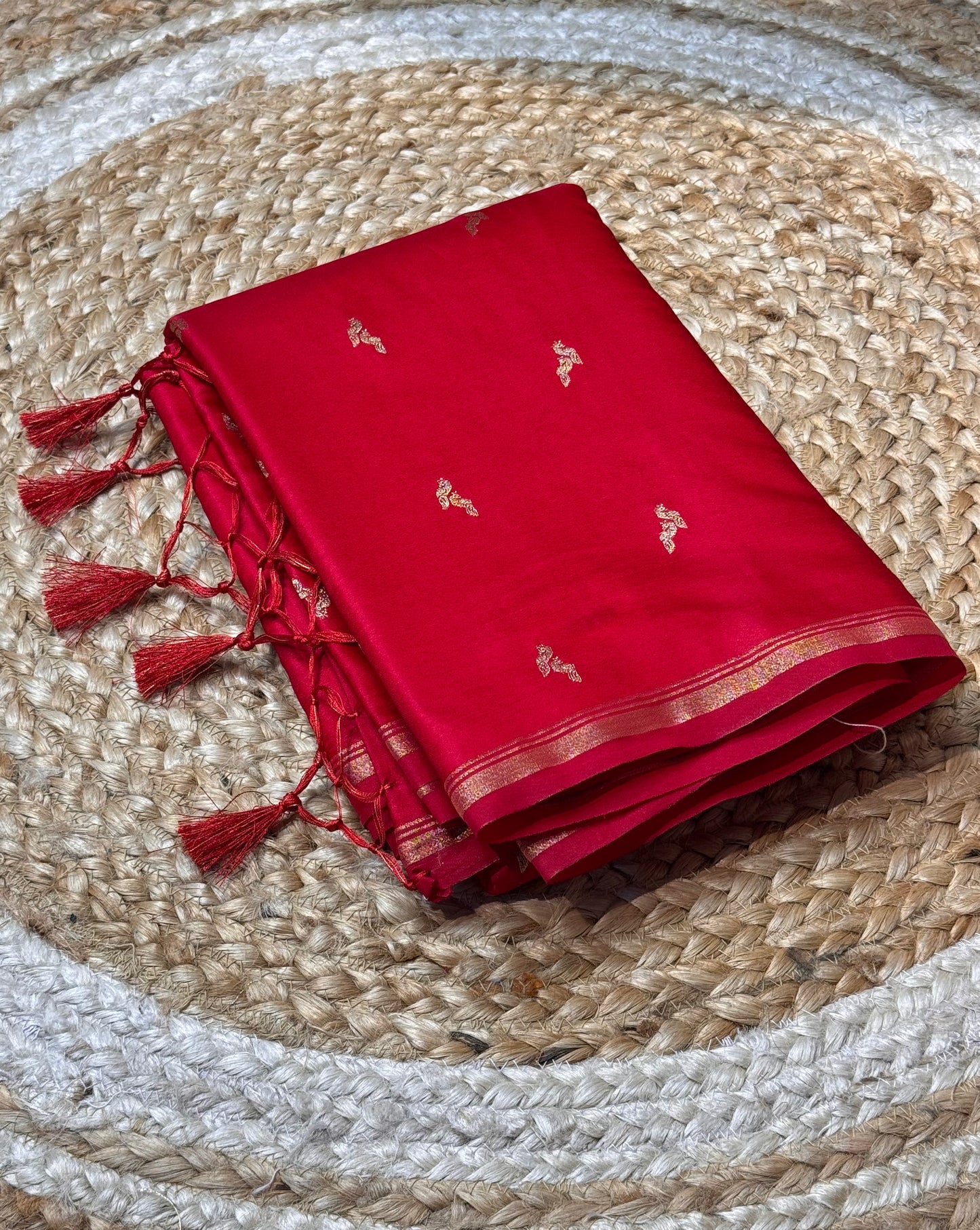 Gajji Silk Saree in Self (red)