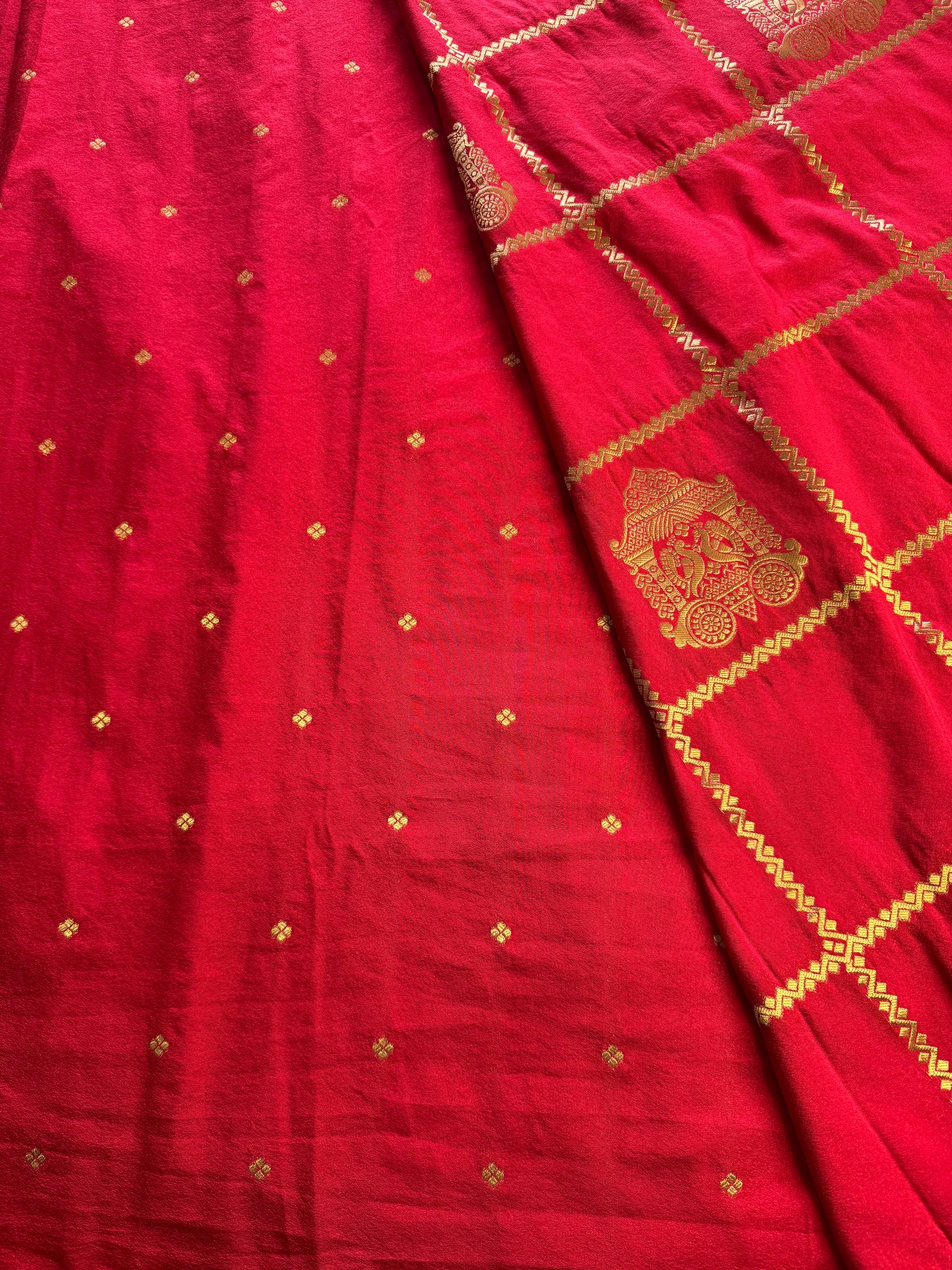 Red Chariot Semi Crepe