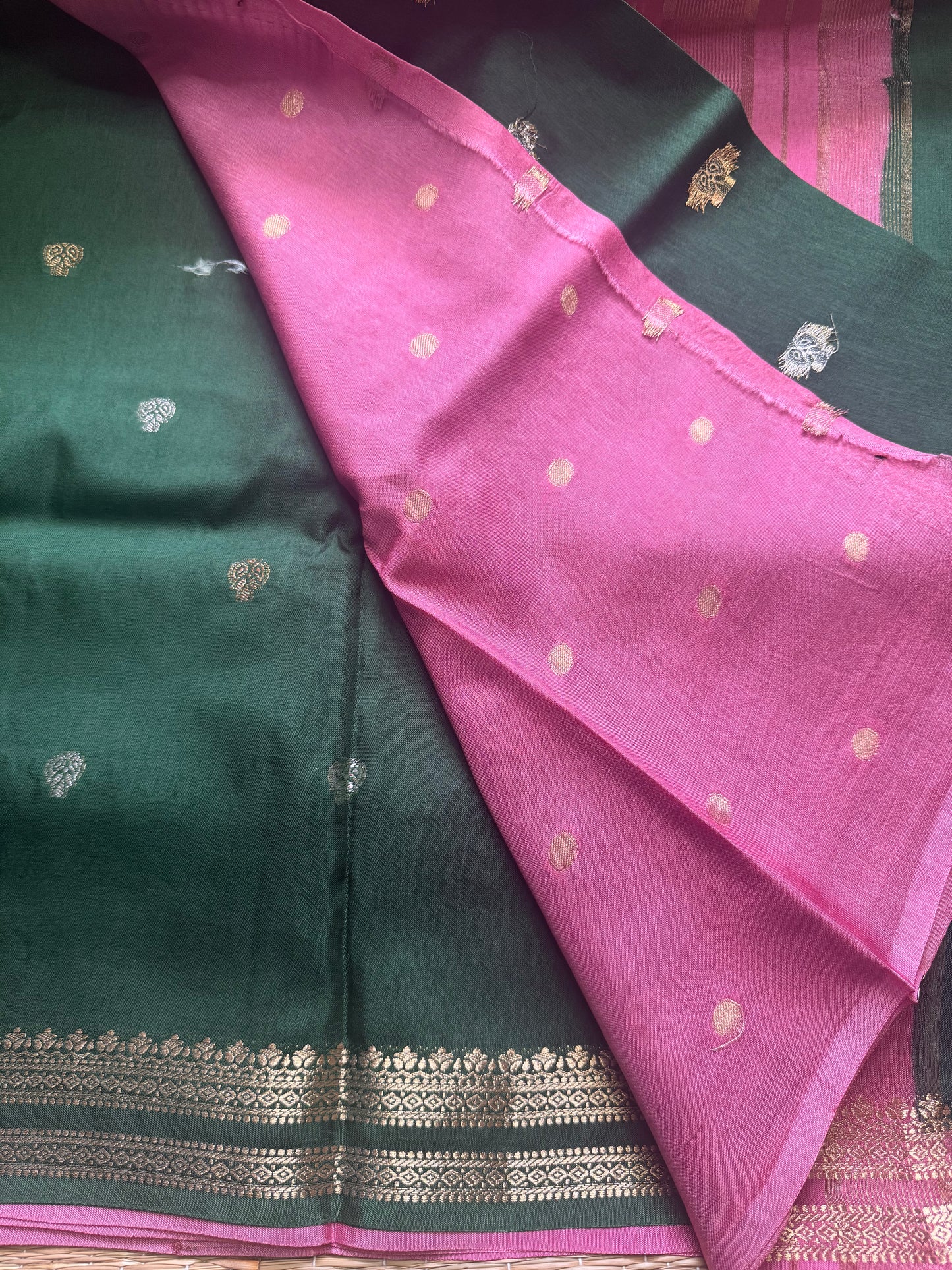 Hasiru Vintage Viscose Saree