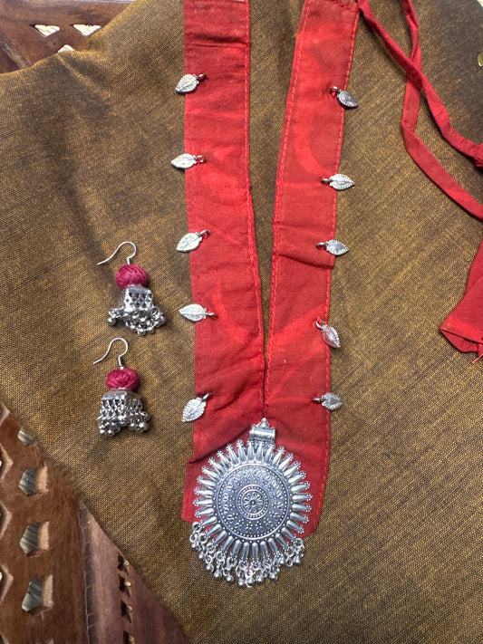 Metal Cloth/Thread Jewellery (T2610)