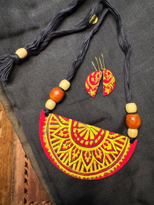 Hand Painted Thread Jewellery (T2626)