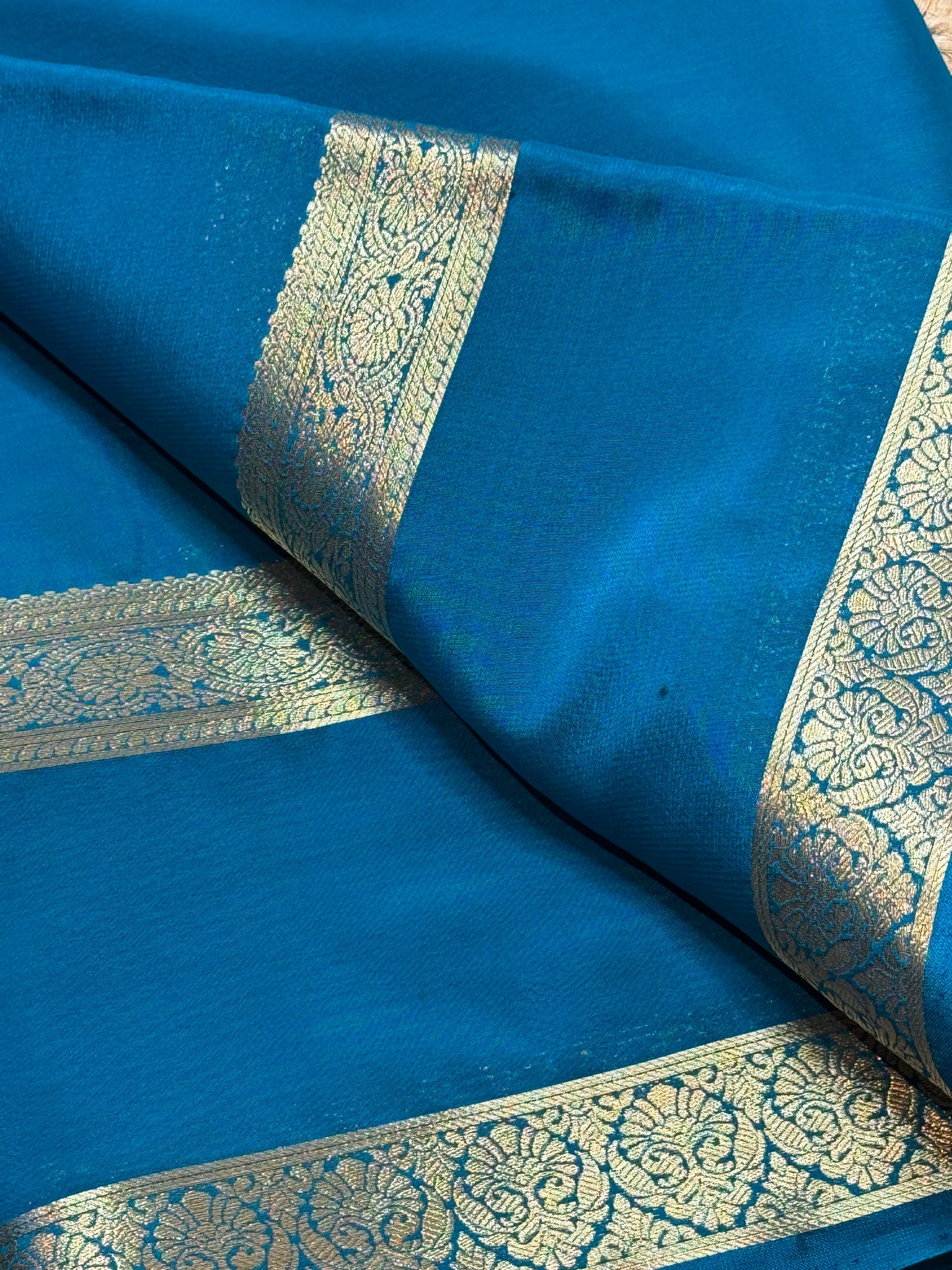 Semi Mysore Crepe Silk (Sea Green - Bentex Border)