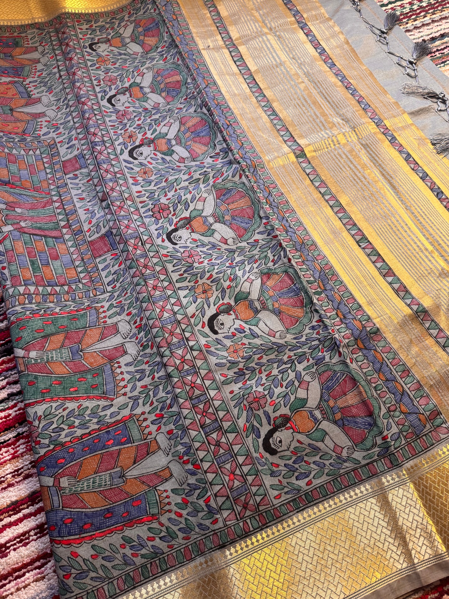 Madhubani Heritage Saree – (Grey)