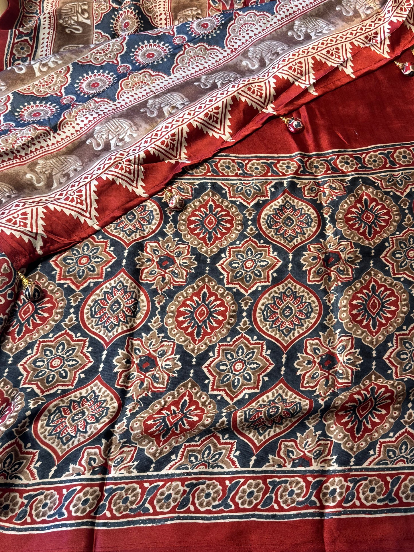 Satin Modal Silk in Half and half