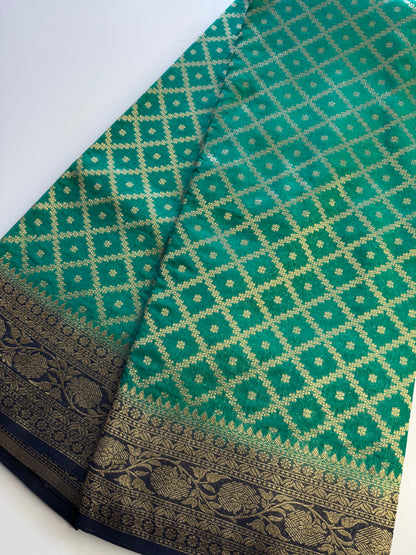 Green Jaal Khaddi Georgette Saree