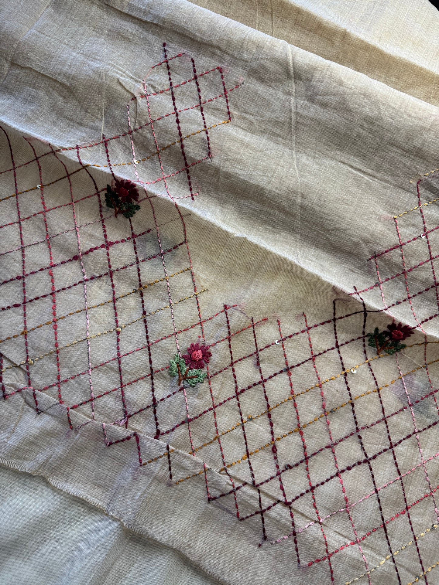 Cream French knot Hand Embroidered Tussar Saree