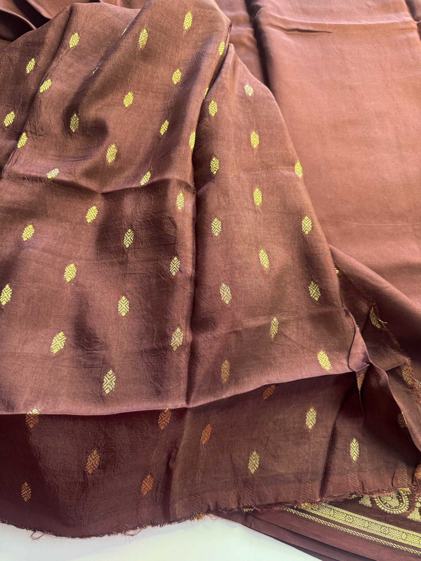 Brown Mango Border Pure Viscose Saree